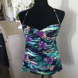 Tommy Bahama Moore’s Floral Tankini set - Like New